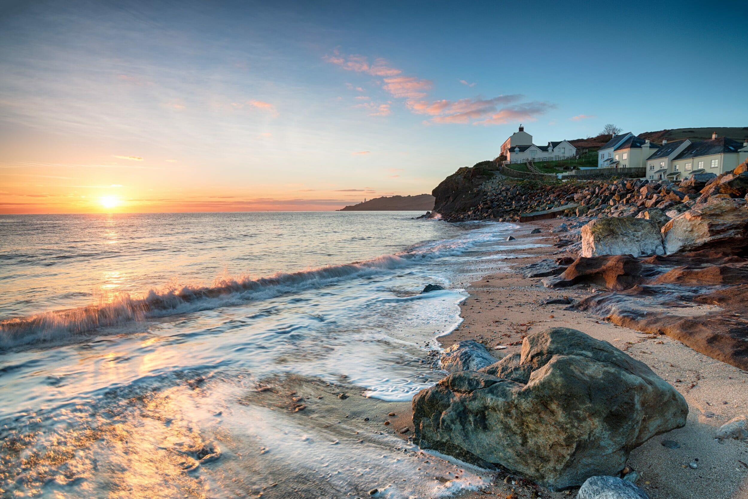 Luxury Devon Cottages & Homes by the Sea: Where Coastal Dreams Come True